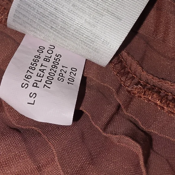 Banana Republic Tall XL Rust Pleated Long Sleeve Work Blouse Flowy‎ Business - Picture 10 of 10